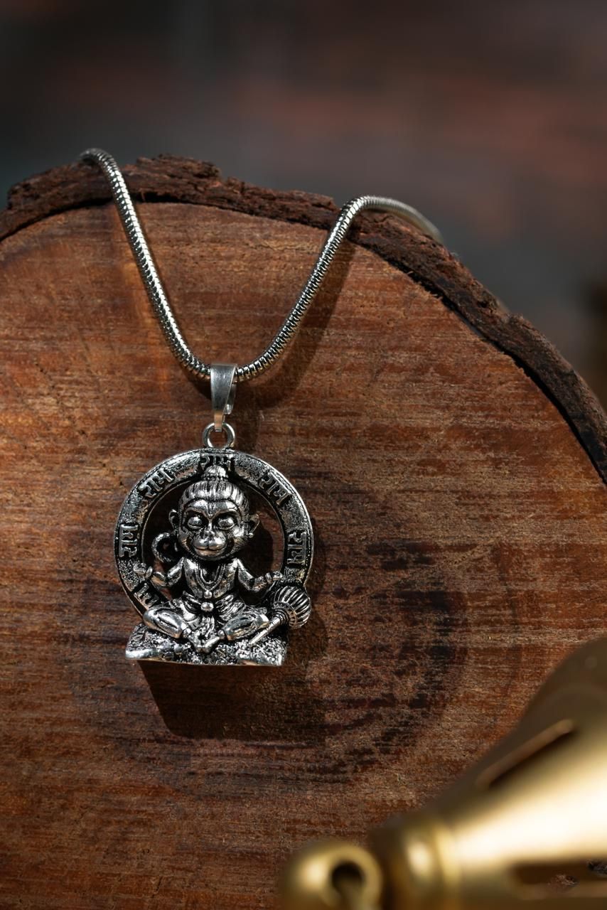 Lord Bal Hanuman Pendant with Chain – Divine Protection & Strength