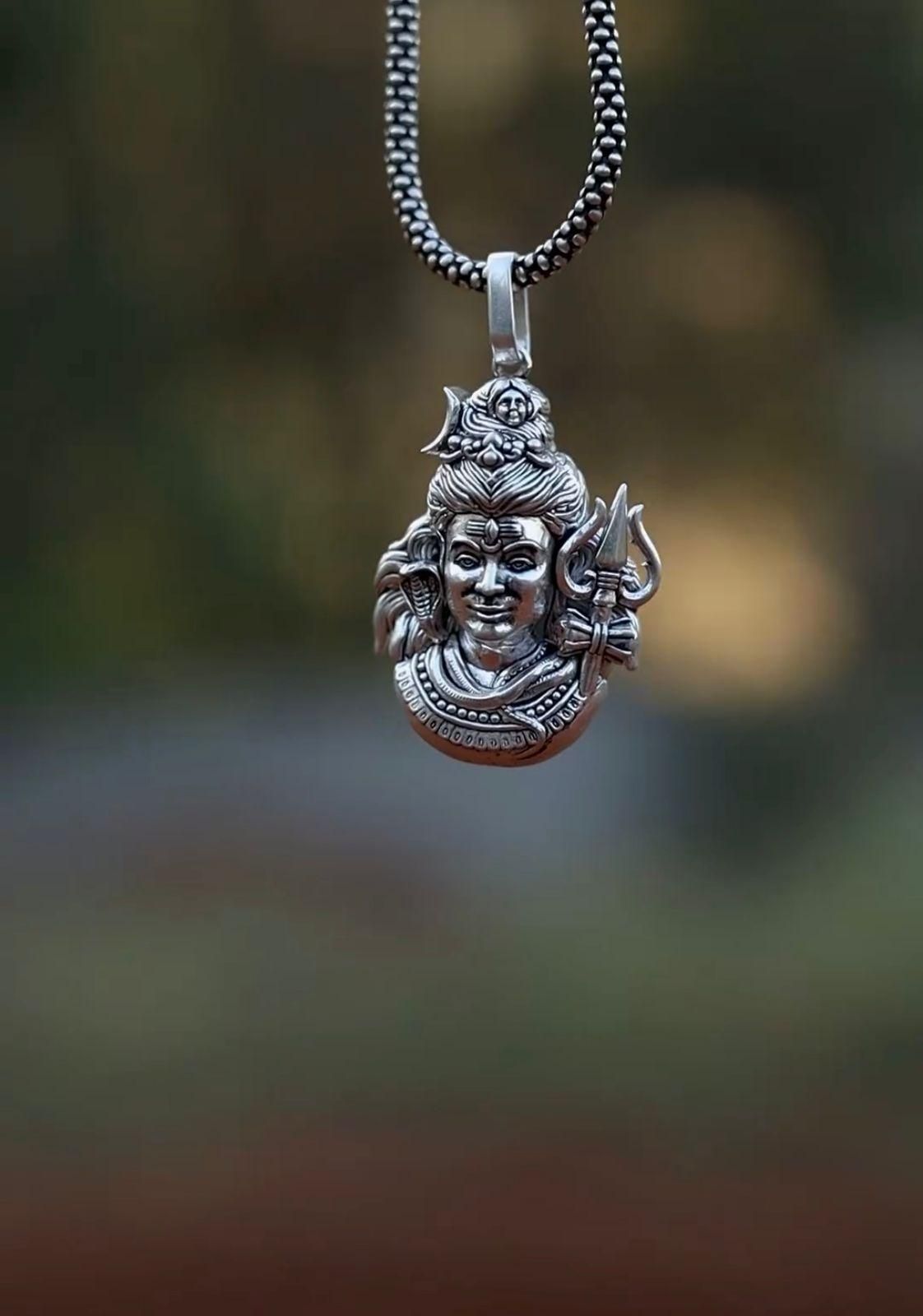 Lord Mahadev Pendant Chain – Strength, Protection & Spiritual Energy