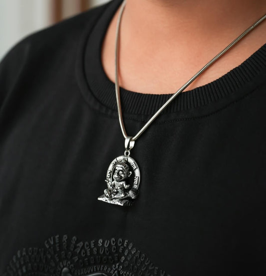 Lord Bal Hanuman Pendant with Chain – Divine Protection & Strength